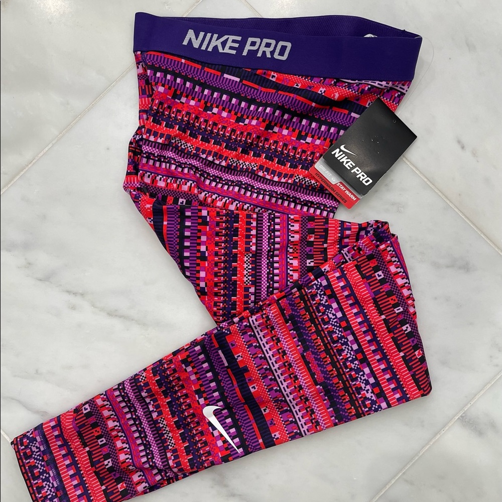 NWT Nike workout pants and matching top.